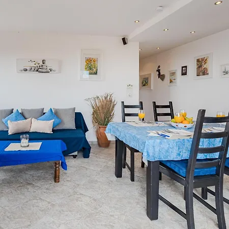 Aurora 1 Sea View Apartamento *