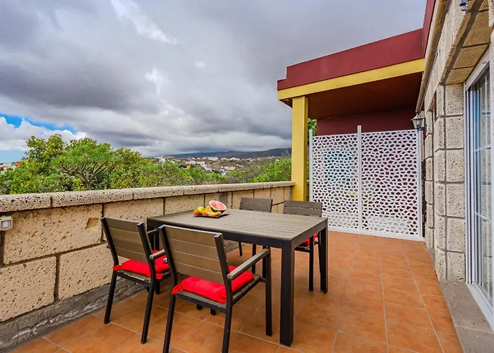 Aurora 1 Sea View Apartment Arico